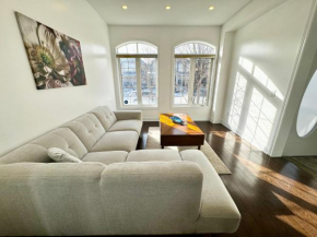 3500 SqFt - Modern and Comfort - 4 BDRM Getaway - Relax - Unwind - Explore - Near Airport & Toronto Downtown